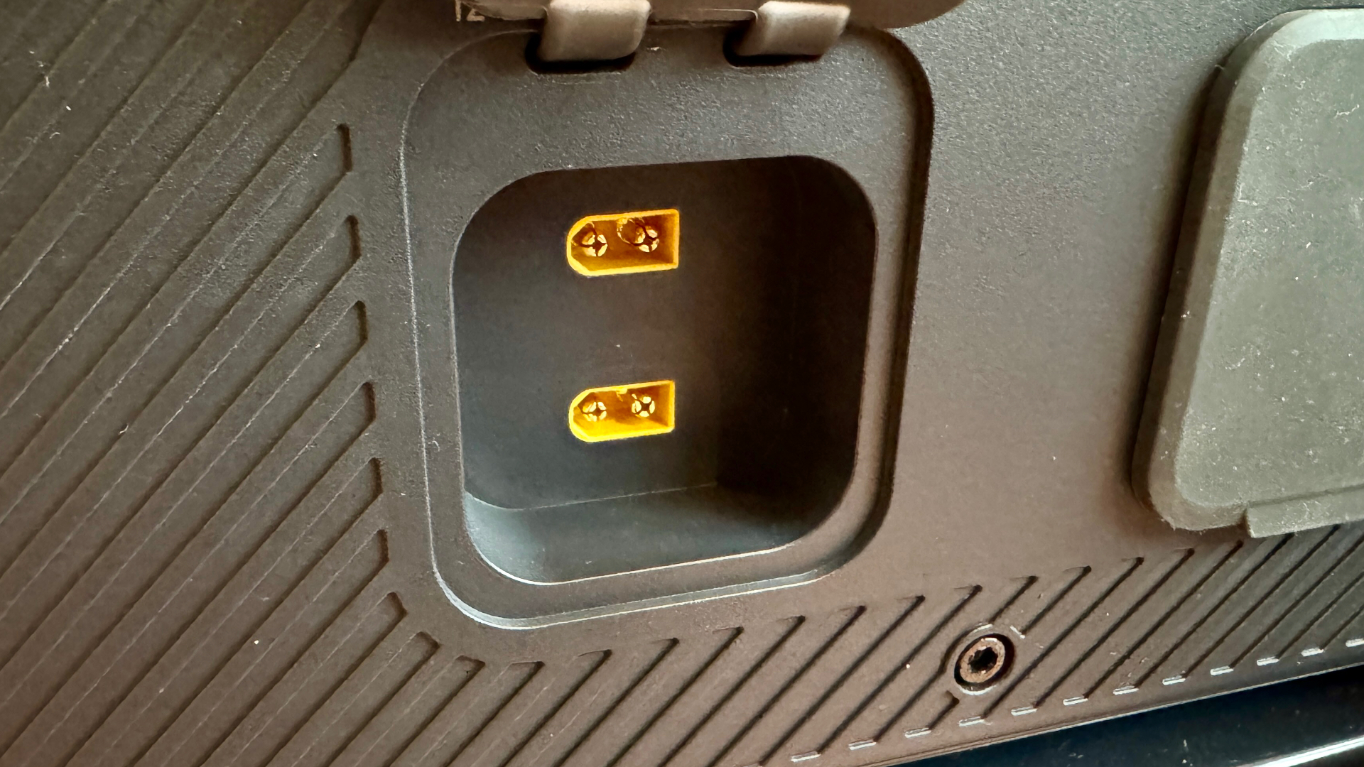 Bluetti Apex 300 portable power station