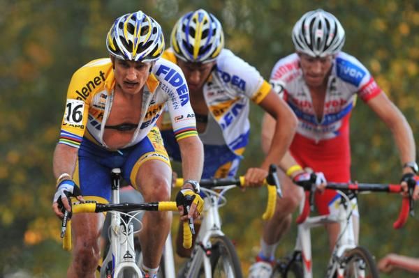 Bart Wellens leads Telenet Fidea teammate Tom Meeusen