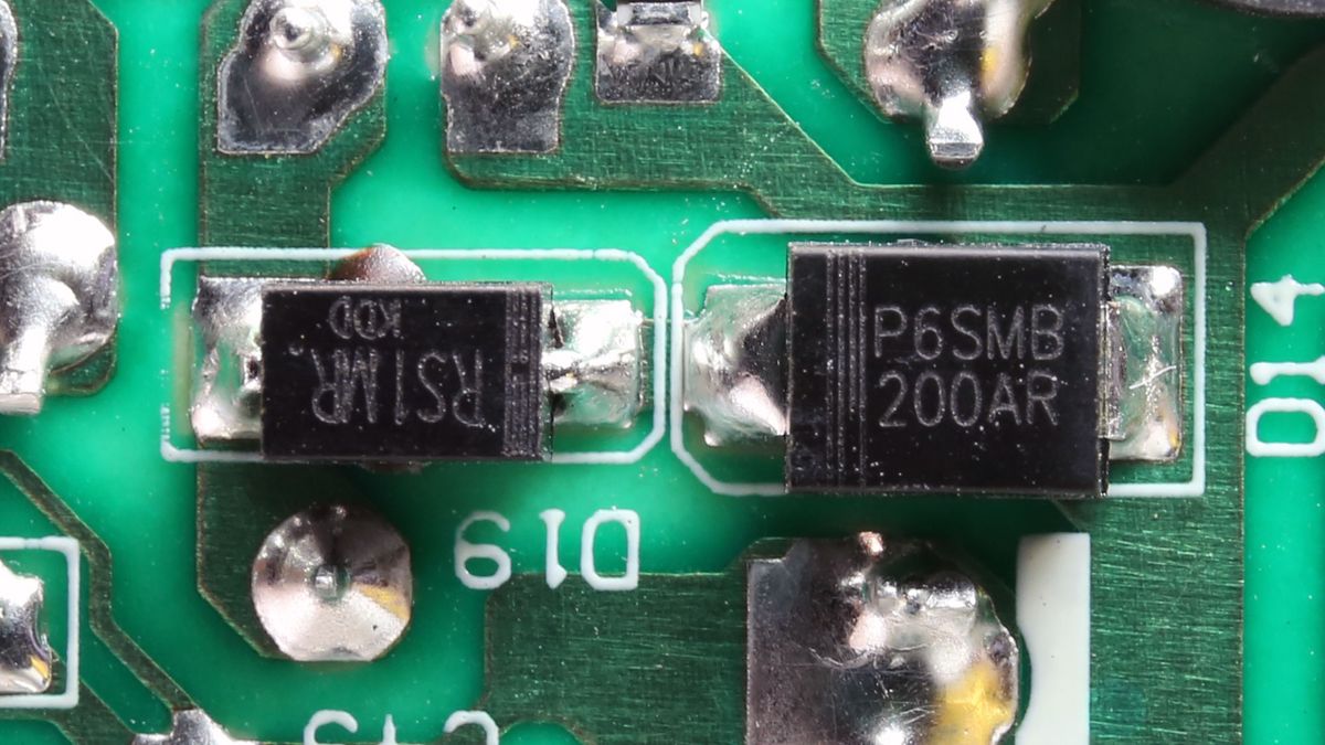 XPG Pylon 650