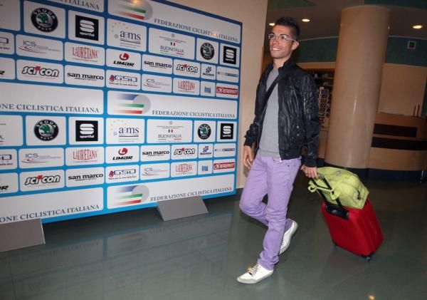 Giovanni Visconti arrives at the Italian team hotel in Mendrisio
