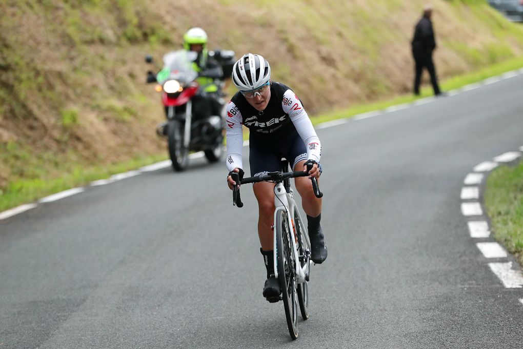 Elisa Longo Borghini on her way to winning the final stage at Emakumeen Bira