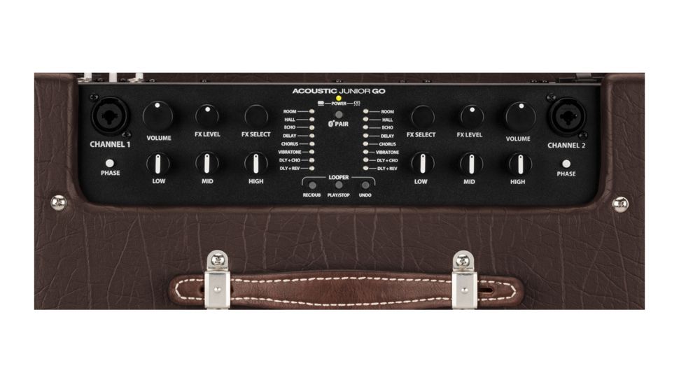 The Acoustic Series amps share multiple features such as effects, a looper and Bluetooth