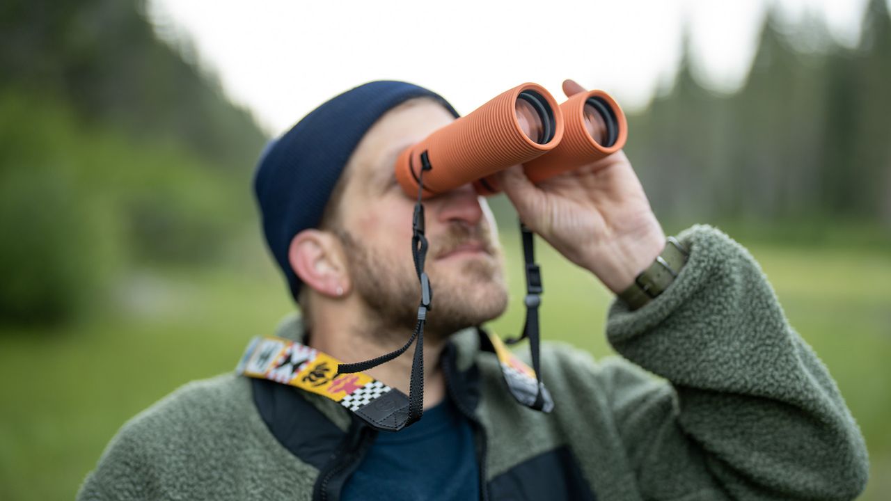 Nocs Provisions Field Issue binoculars in use