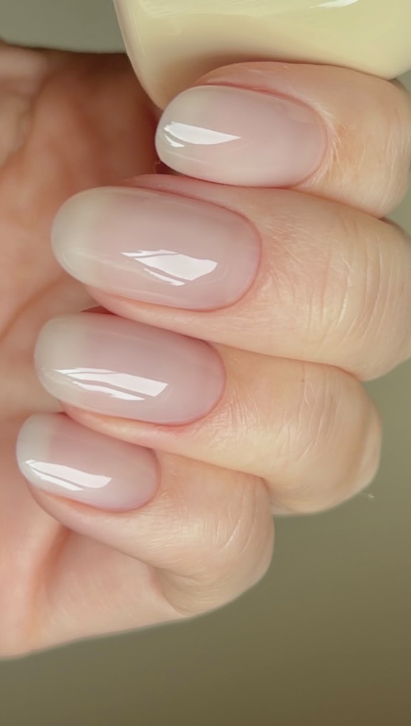 Oval nails with vanilla gloss nail polish