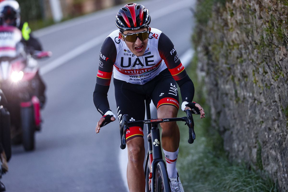 Tirreno Adriatico 2022 - 57th Edition - 2nd stage Camaiore - Sovicille 219 km - 08/03/2022 - Marc Soler (ESP - UAE Team Emirates) - photo Luca Bettini/SprintCyclingAgency&Acirc;&copy;2022