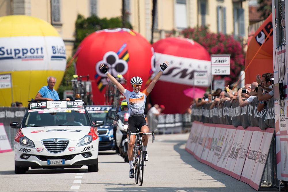 Thalita de Jong (Rabo Liv) solos to victory after being in the break of the day at the final stage of the Giro Rosa 2016