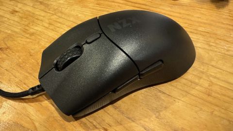 NZXT Lift 2 Symm gaming mouse