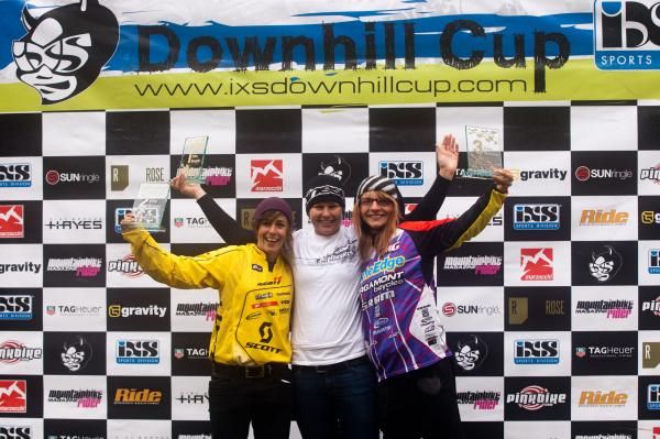 Elite women's podium with Emilie Siegenthaler on top