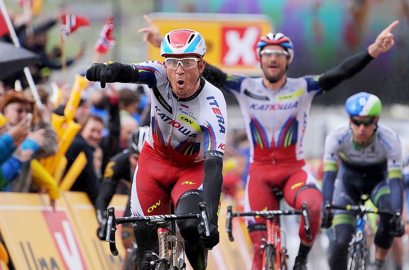 Katusha go one-two with Alex Kristoff and Marco Haller on stage 1