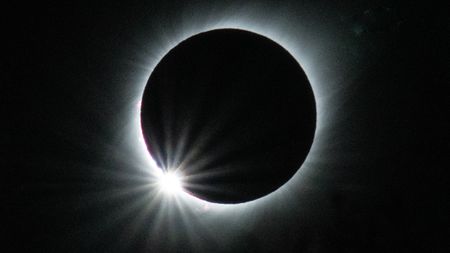 Total solar eclipse, Vicu&ntilde;a, Chile, 2019