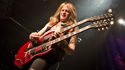 Dave Mustaine, Kirk Hammett and an all-star panel explain why Randy ...