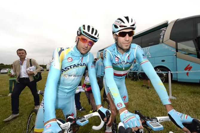 Vicenzo Nibali and Michele Scarponi