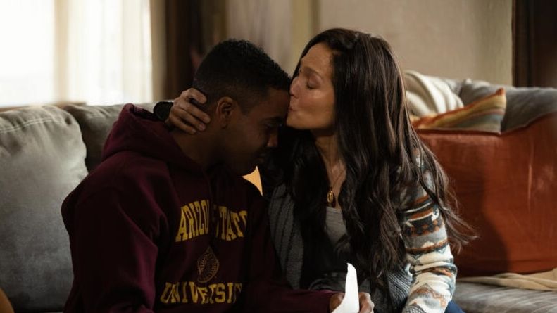 Jharrel Jerome and Jennifer Lopez in Unstoppable
