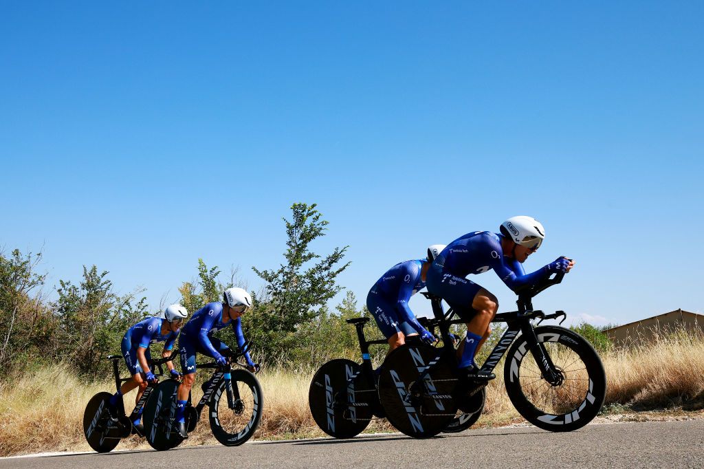 POZA DE LA SAL SPAIN AUGUST 16 LR Carlos Verona Quintanilla of Spain Einer Augusto Rubio Reyes of Colombia Ivan Garcia Cortina of Spain and Oier Lazkano Lopez of Spain and Movistar Team sprint during the 45th Vuelta a Burgos 2023 Stage 2 a 131km team time trial from Oa to Poza de la Sal on August 16 2023 in Poza de la Sal Spain Photo by Gonzalo Arroyo MorenoGetty Images