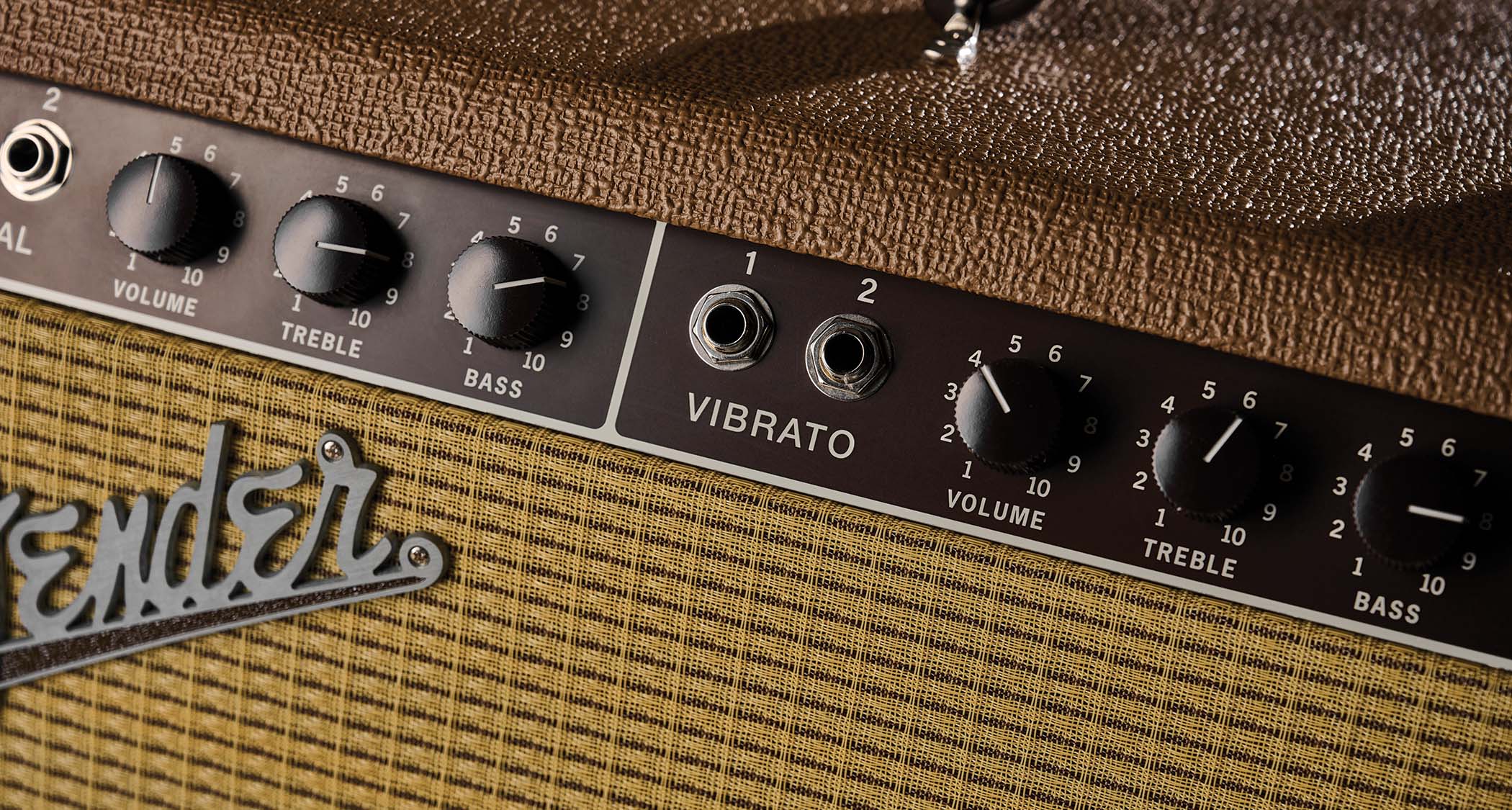 The front control panel of the Fender '62 Super amp