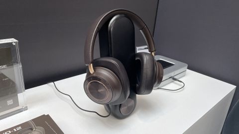 Dali IO-12 wireless headphones