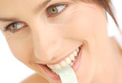 Chewing gum teeth (LL)