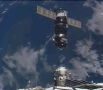 Fresh Cargo Ship Delivers Gifts to Station Astronauts