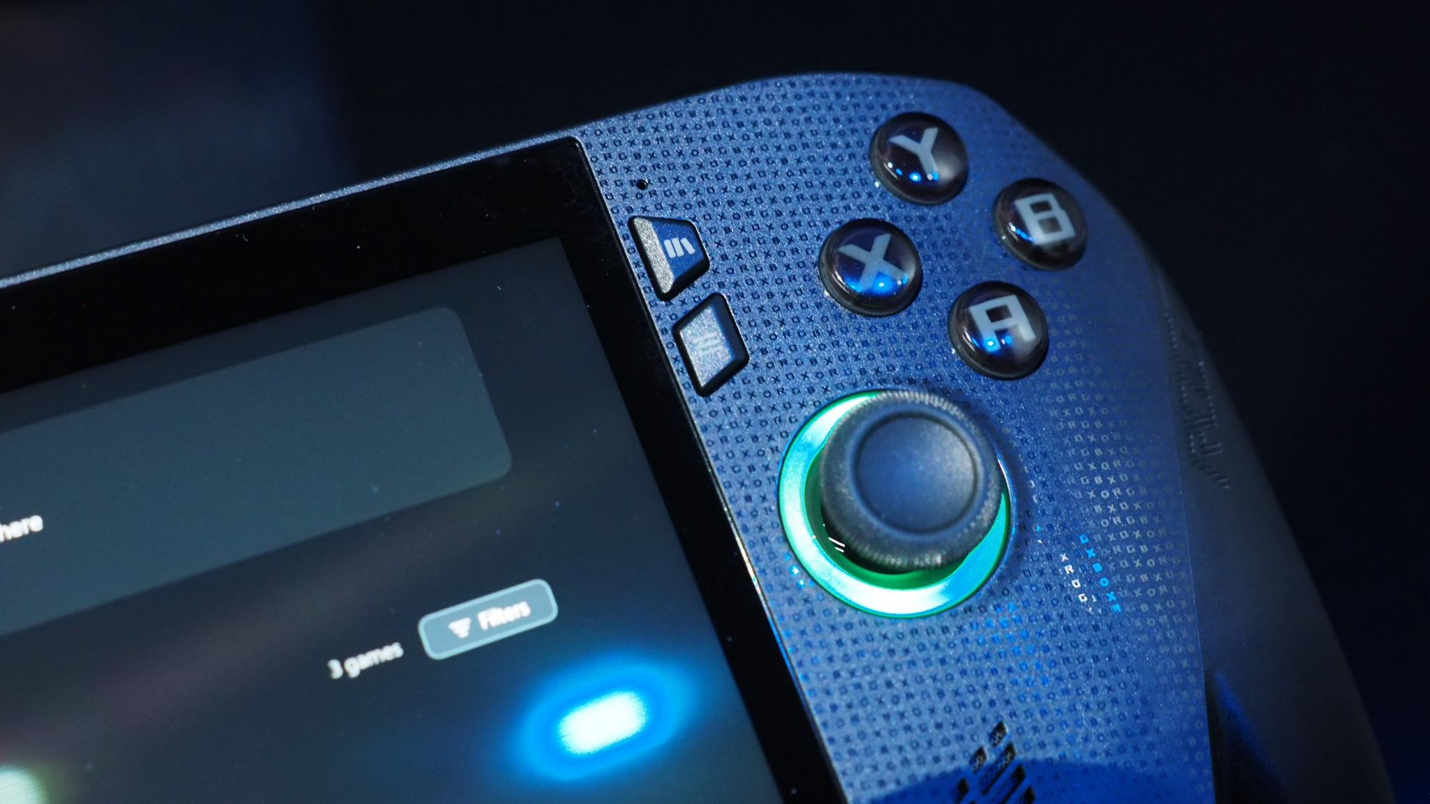 Asus ROG Xbox Ally X at Gamescom 2025