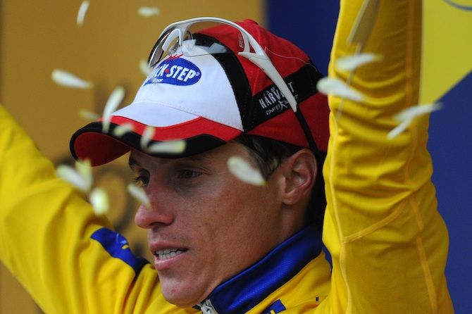 Chavanel takes the first Tour de France yellow jersey of his career after winning stage 2 in 2010