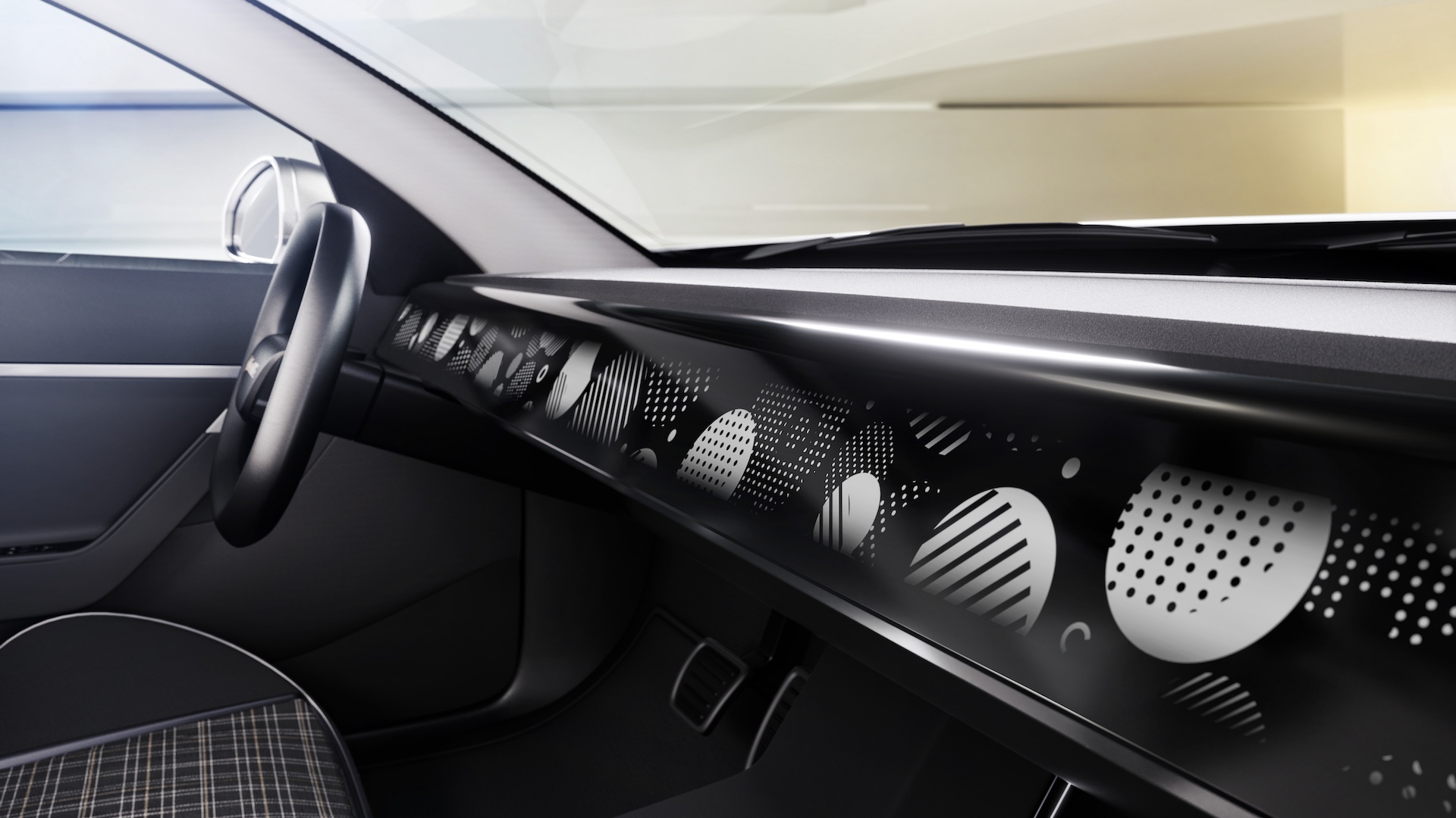 The next big EV trend could be these special-edition E Ink dashboards – and I'm all for it