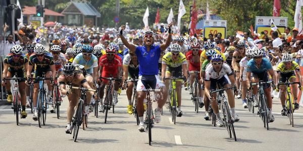 Anuar Manan (Geumsan Ginseng Asia) wins stage five of the Tour de Langkawi