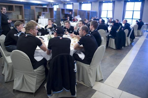 The media and the riders mix during lunch
