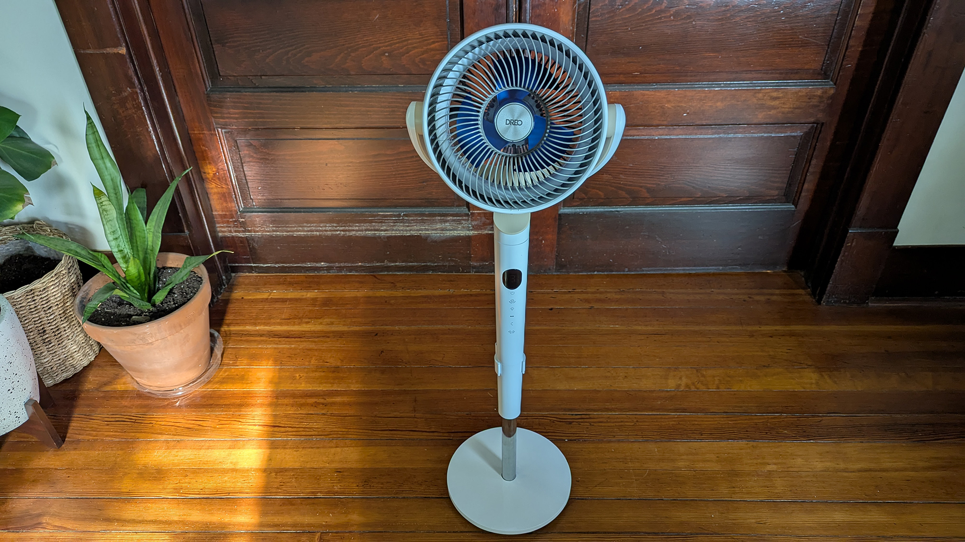 Dreo TurboPoly Fan 508S in reviewer's living room