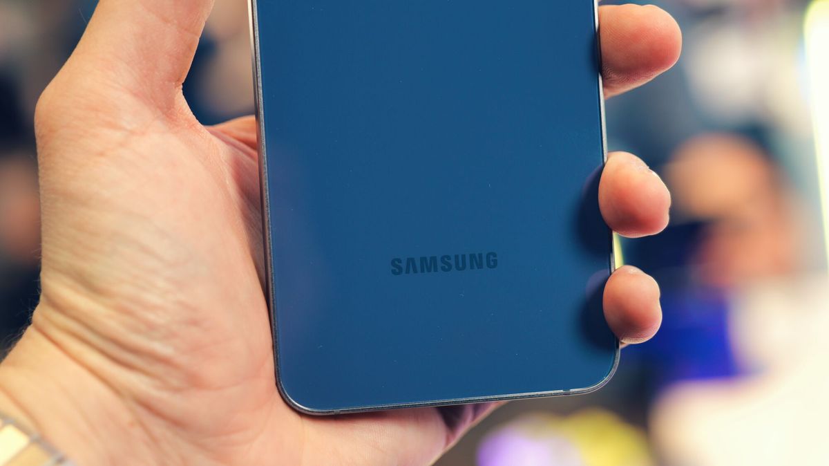 Samsung Galaxy S26 FE phone