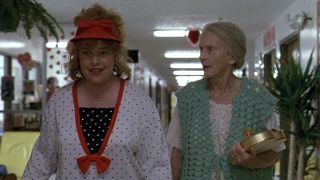 Evelyn and Ninny in hospital on Fried Green Tomatoes