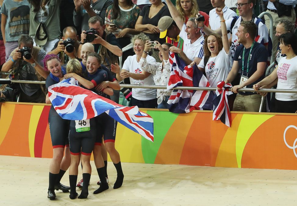 Katie Archibald, Laura Trott, Elinor Barker, Joanna Rowsell-Shand take gold in the women's team pursuit