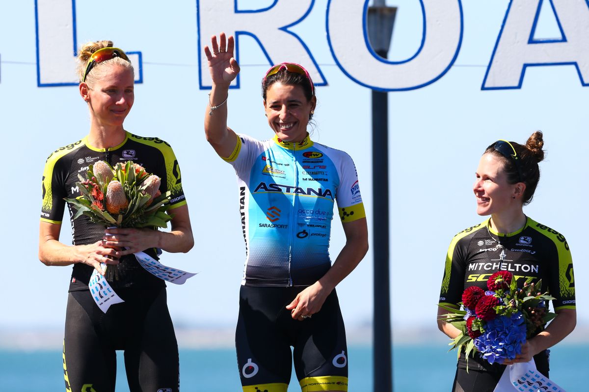 The podium (L-R) Lucy Kennedy, Arlenis Sierra and Amanda Spratt
