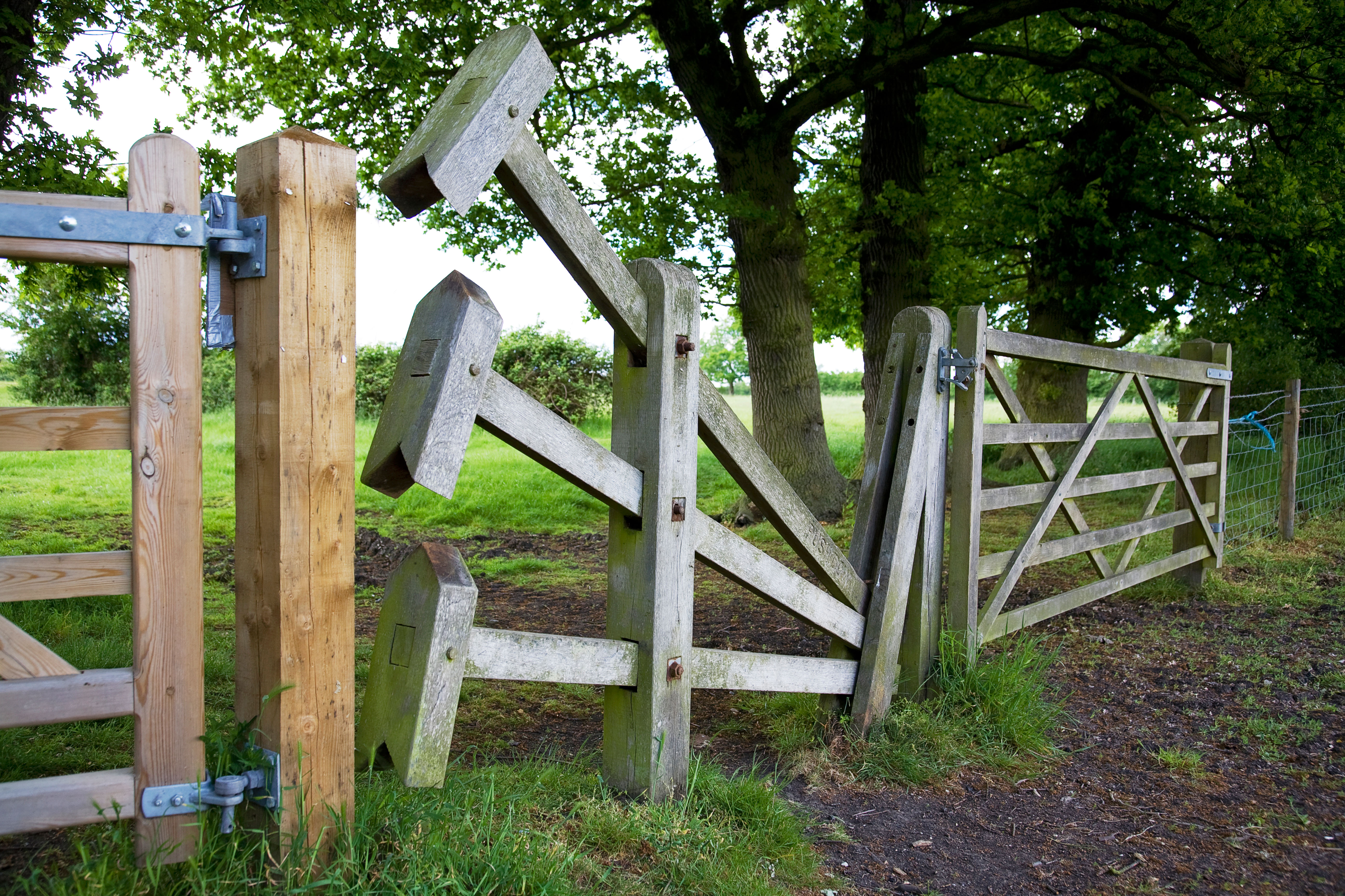 A clapper stile