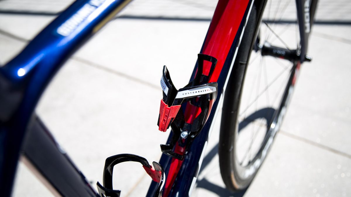 Elite Custom Race Plus bottle cages