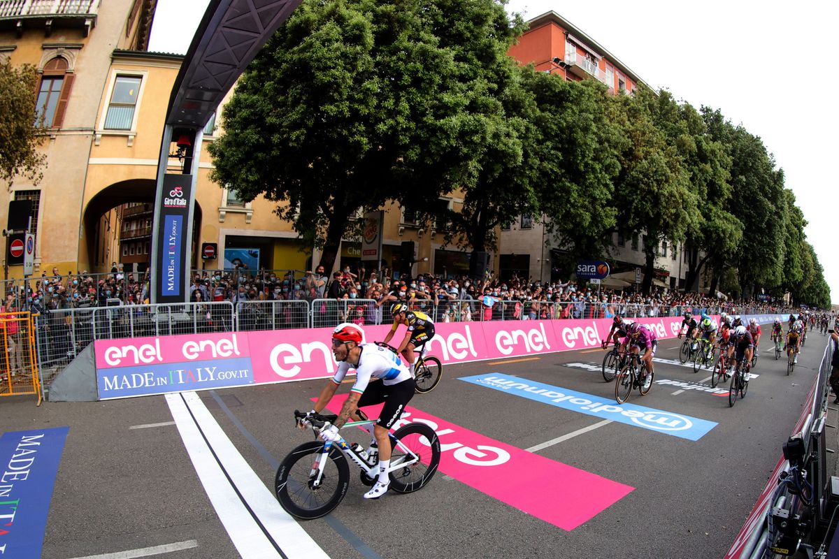 Giro dItalia 2021 104th Edition 13th stage Ravenna Verona 198 km 21052021 Giacomo Nizzolo ITA Team Qhubeka Assos photo Ilario BiondiBettiniPhoto2021