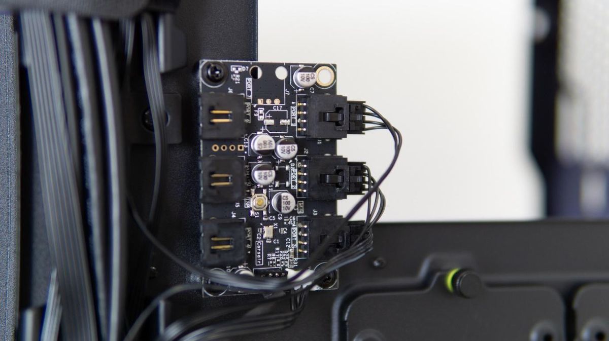 Corsair 4000D