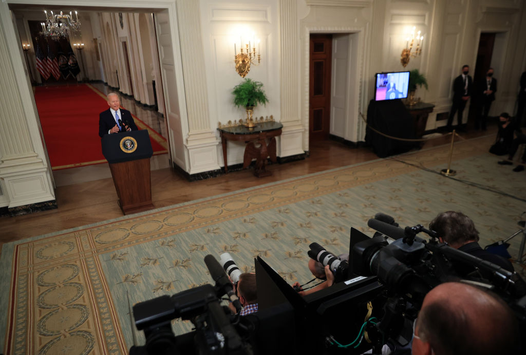 Biden claims afghanistan evacuation would have been hectic no matter what