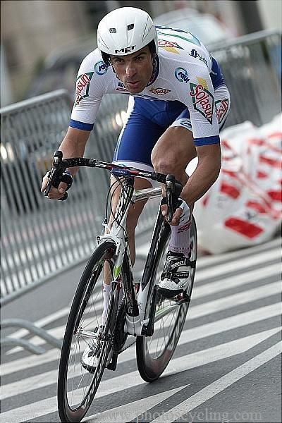 Jimmy Engoulvent (Saur-Sojasun) en route to victory in the prologue.