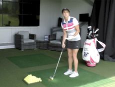 Golf warm-up drills with Carly Booth