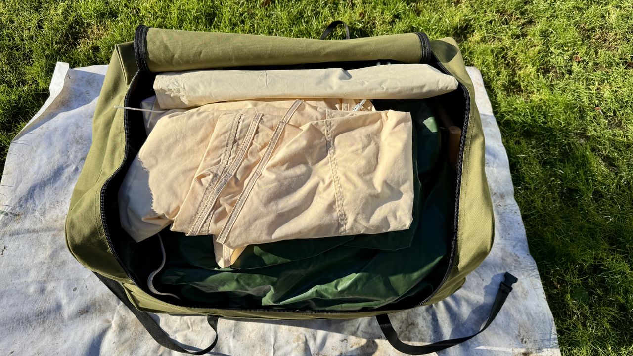 Lotus Belle Air Bud tent