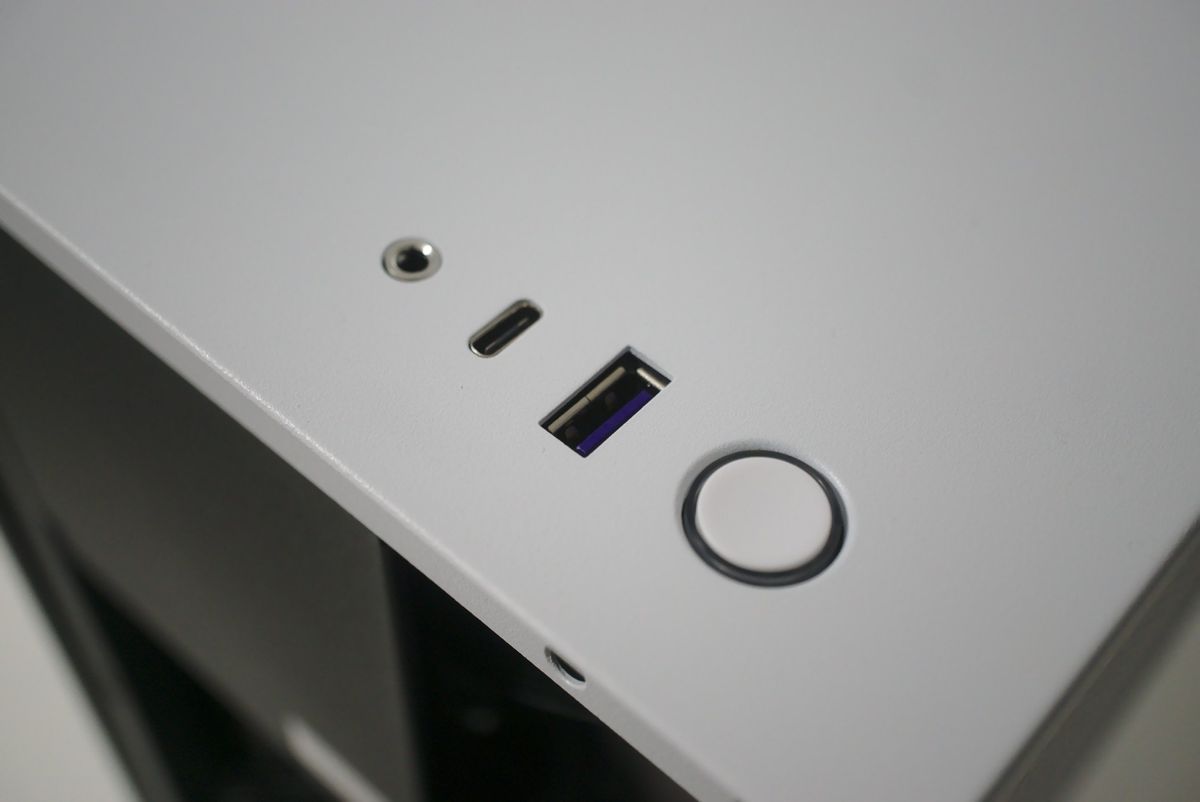 NZXT H1