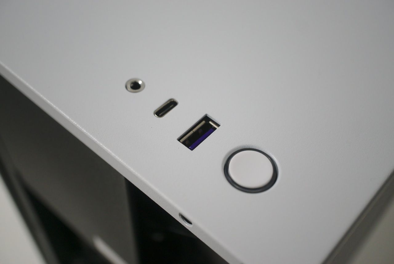 NZXT H1