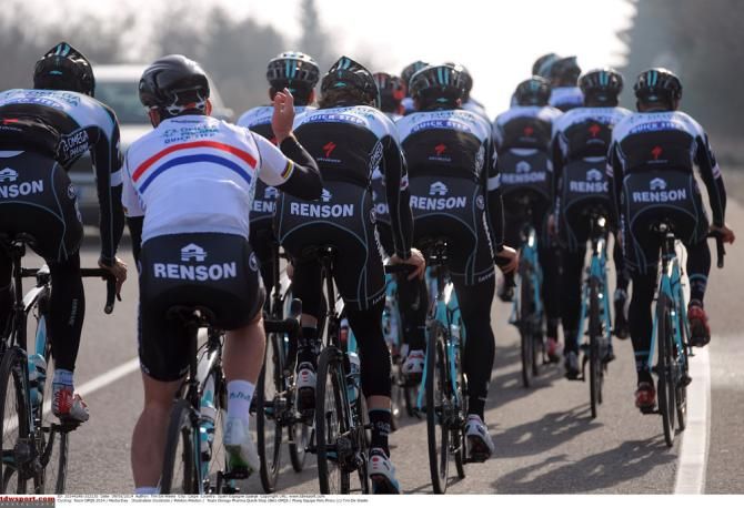 Mark Cavendish is easy to spot in the paceline, resplendent in his British champion's jersey.