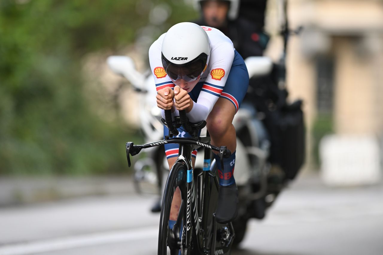 Cat Ferguson time trials at the World Championships