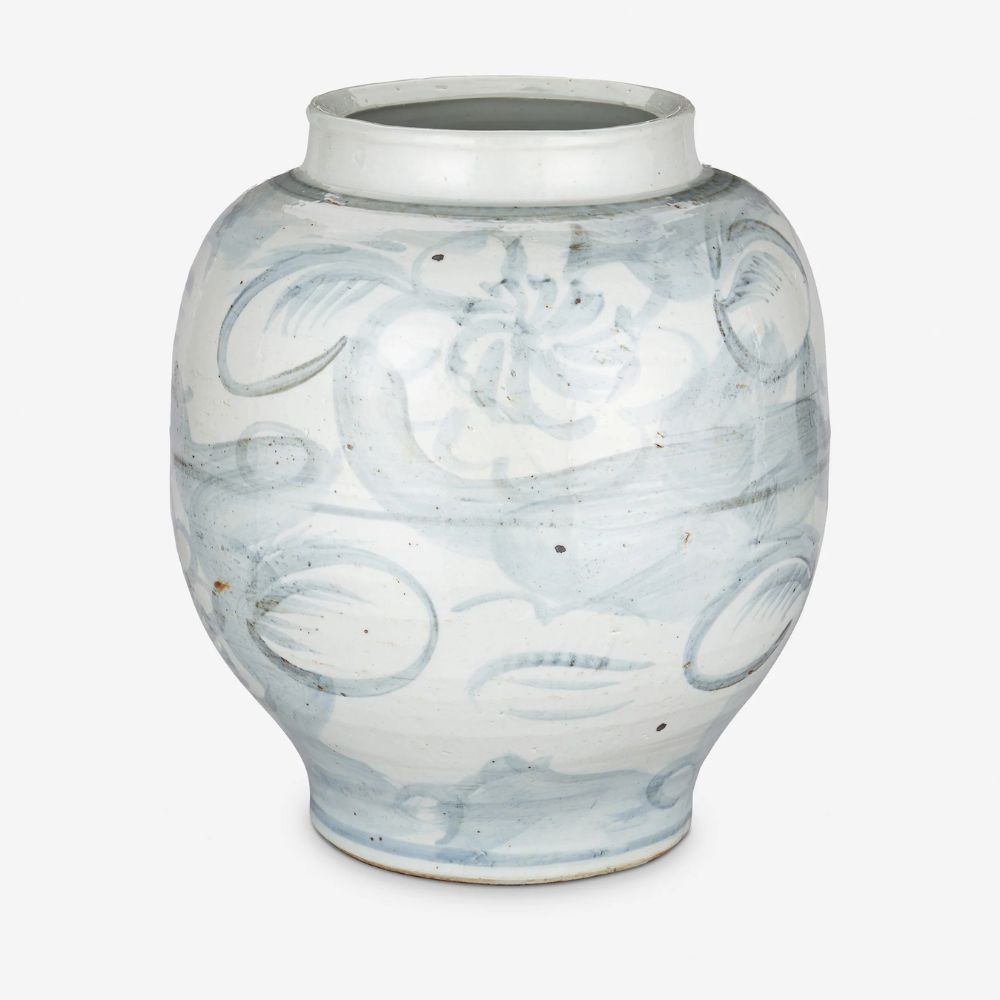blue and white vase