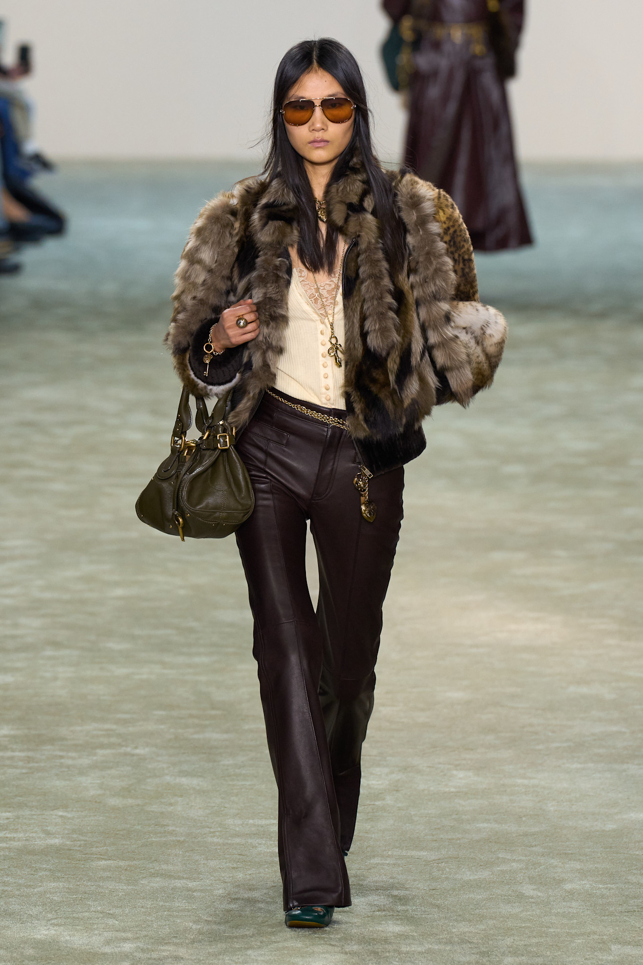 An image of leather pants on the Chlo&amp;eacute; autumn/winter 2025 runway.