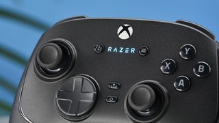 Photograph of the Razer Wolverine V3 Pro controller