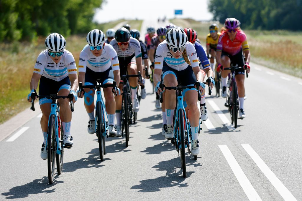 LELYSTAD NETHERLANDS AUGUST 30 LR Chloe Hosking of Australia and Elynor Backstedt of United Kingdom and Team Trek Segafredo compete during the 25th Simac Ladies Tour 2022 Stage 1 a 1412km stage from Lelystad to Lelystad SLT2022 UCIWWT on August 30 2022 in Lelystad Netherlands Photo by Bas CzerwinskiGetty Images