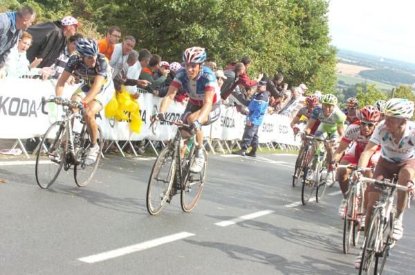 French champion Sylvain Chavanel (Quick Step) couldn't follow Evans and Contador in the finale.