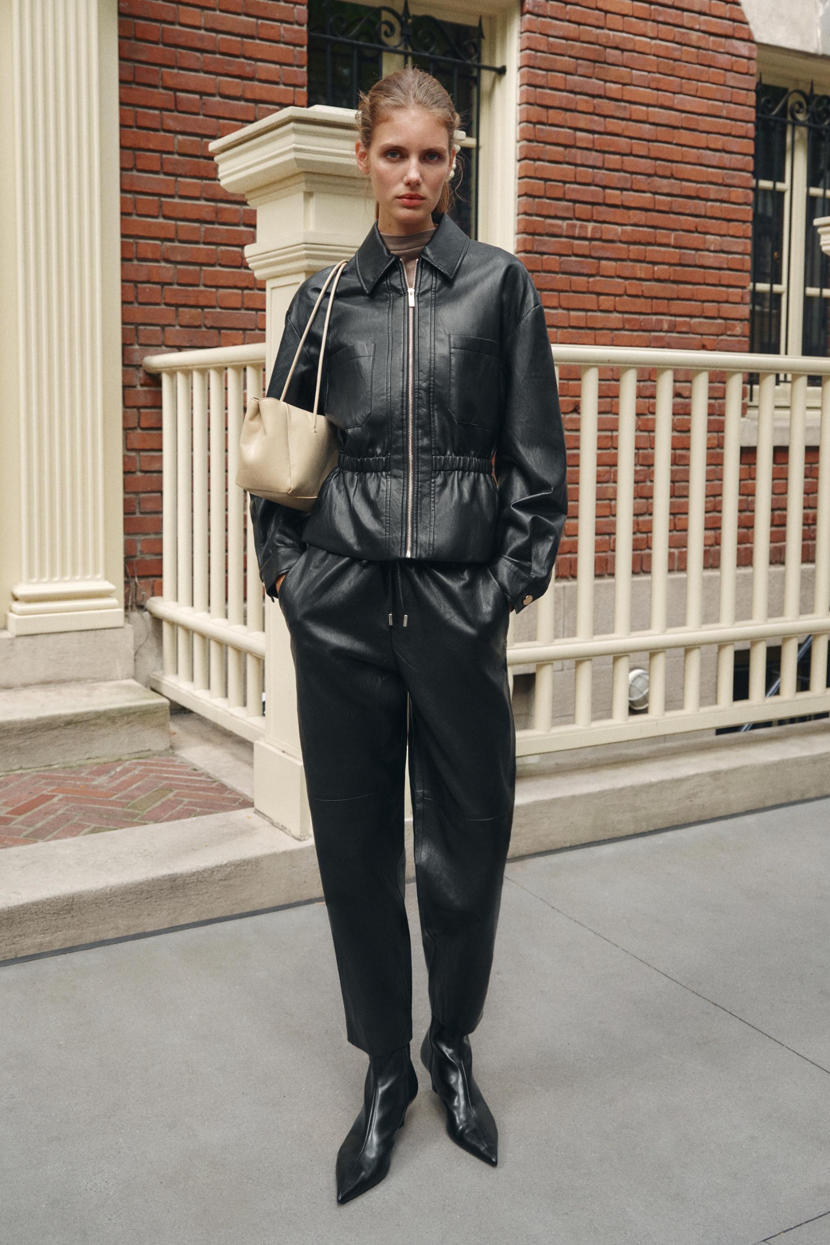 Faux Leather Jacket With Elastic Waist - Black - Xs